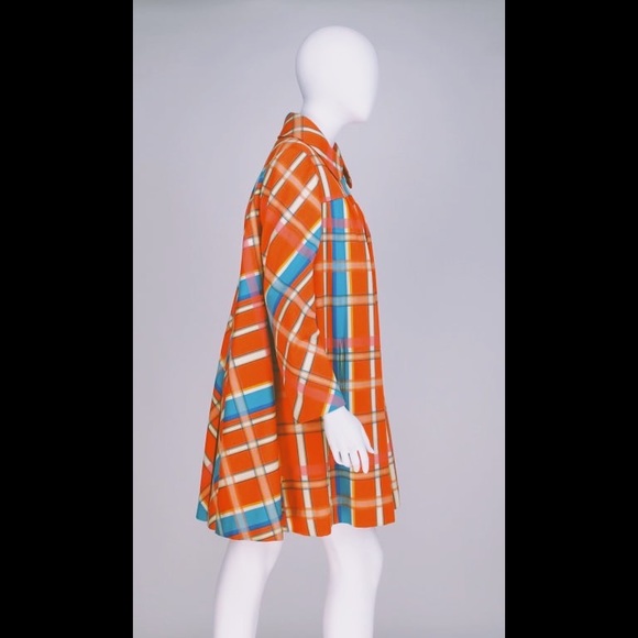 Geoffrey Beene Jackets & Blazers - 1960 Geoffrey Beane Swing Coat